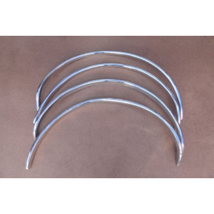 Friso Contorno do Paralama Corcel I 2 Portas 69 à 77 em Alumínio Polido - Jogo