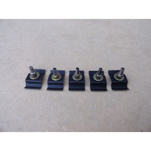 Grampo Fixação do Friso Inferior da Grade Opala 1969 a 1970 - Jogo com 05