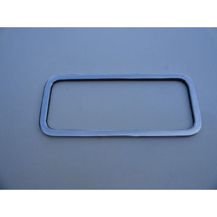 Moldura Vigia Traseiro Alumínio 28 à 31