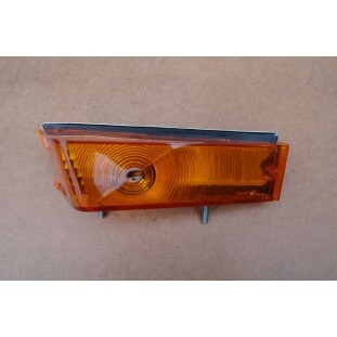 Pisca Lanterna Dianteira Direita F-100, F-1000, F-4000 1972 à 1992 Nova