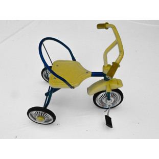 Triciclo Infantil  Estilo Antigo Retrô Amarelo e Azul Novo 