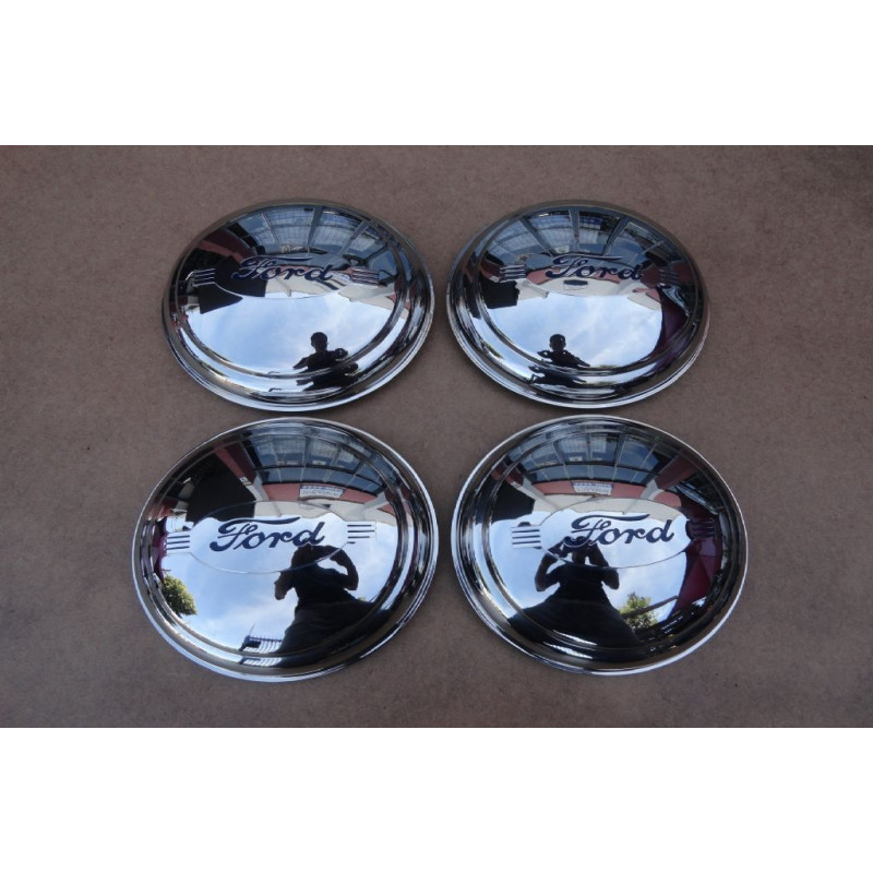 Calota Autómóvel Ford 1942 e Pick-Up 1946 Cromada - Jogo