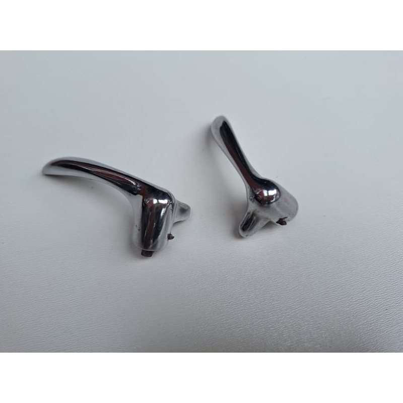 Trinco Quebra Vento Ford F-1 F-8 1948 À 50 Cromado Novo - Par