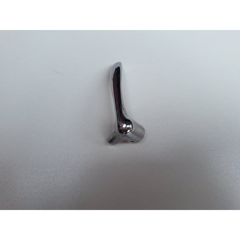 Trinco Quebra Vento F-1 1948 a 1950 Original Direito C/ Detalhe