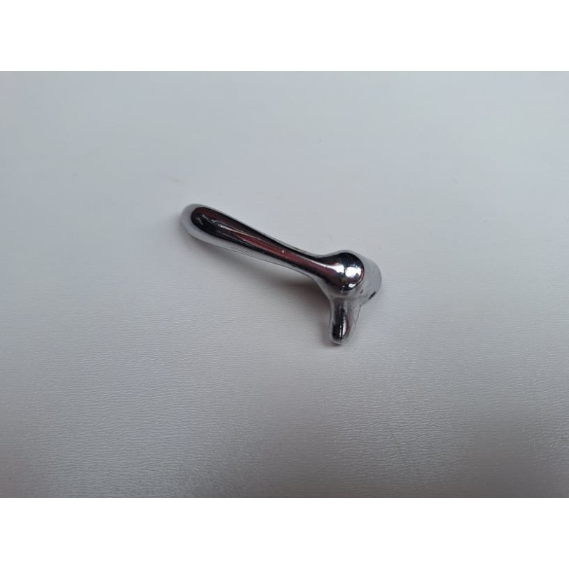 Trinco Quebra Vento F-1 1948 a 1950 Original Direito C/ Detalhe