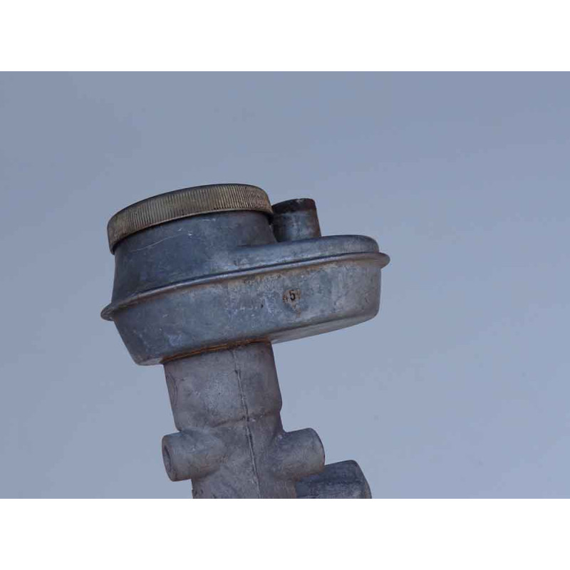 Suporte Alternador Fusca Kombi Alcool Vw 0401012111 Usado