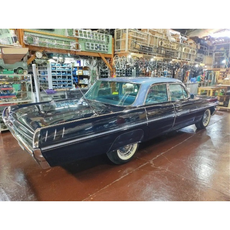 Pontiac Star Chief 1962 Sedan V-8 389