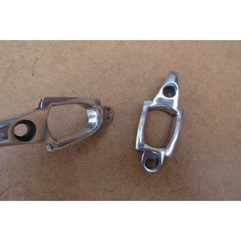 Acabamento da Fechadura Porta Malas Ford Sedan 1935 - Par