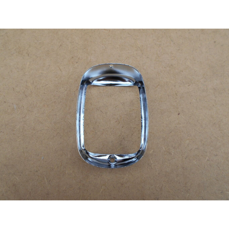 Aro da Lanterna Traseira Boca de Sapo e GMC 1947 a 1953 Importada