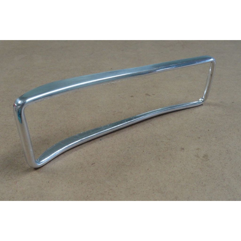 Aro Lanterna Traseira Original Alumínio Lado Direito