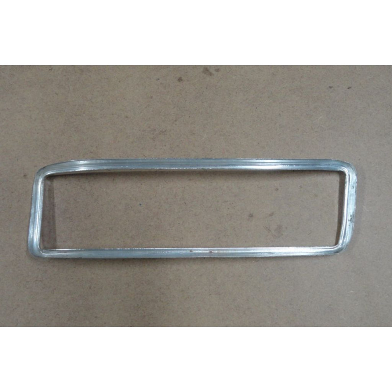 Aro Lanterna Traseira Original Alumínio Lado Direito