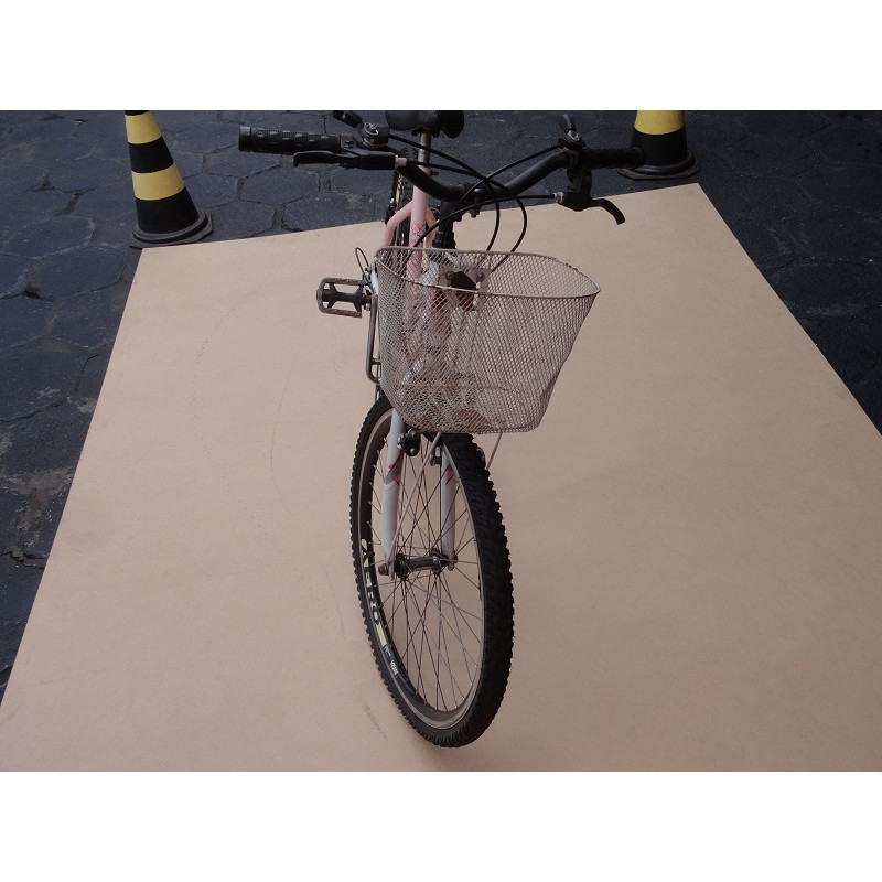 Bicicleta Feminina Status Belíssima Aro 24 18 Marchas Usada