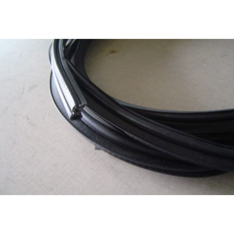 Borracha Capô Dianteiro Variant/Variant II/Zé do Caixão/TL