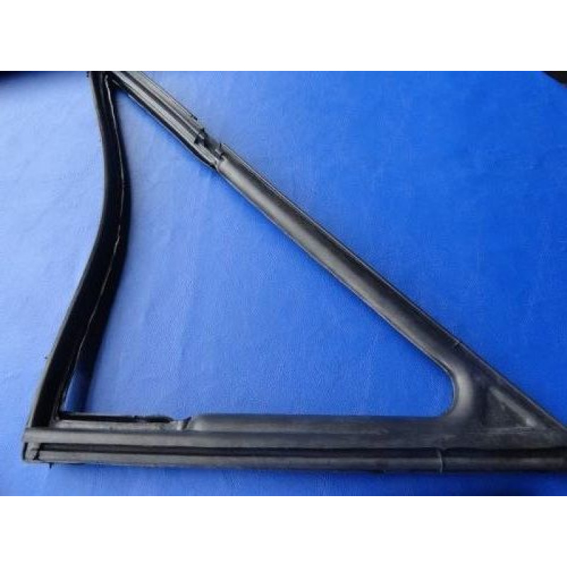 Borracha Quebra Vento Brasília 73 À 77 Direito