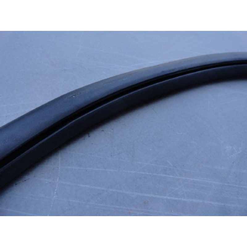 Borracha Vigia Mod. utiliza Friso Variant