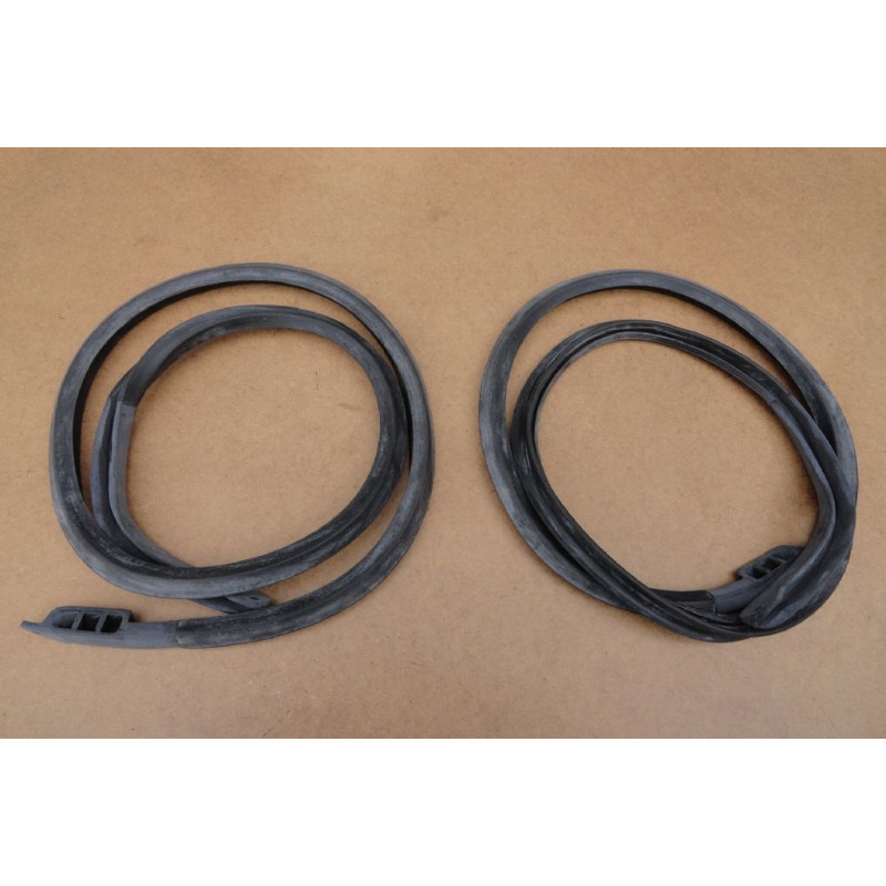 Borracha de Porta Inferior da Porta Maverick 2 Portas - Par