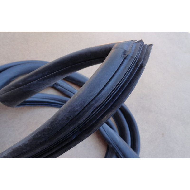 Borracha Parabrisa sem Friso Caminhão Mercedes 608 708 1973 à 1989 Autotravi