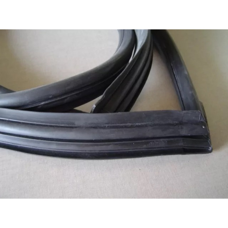 Borracha Parabrisa Corcel Ii Belina 2 Pampa Del Rey Friso Plástico