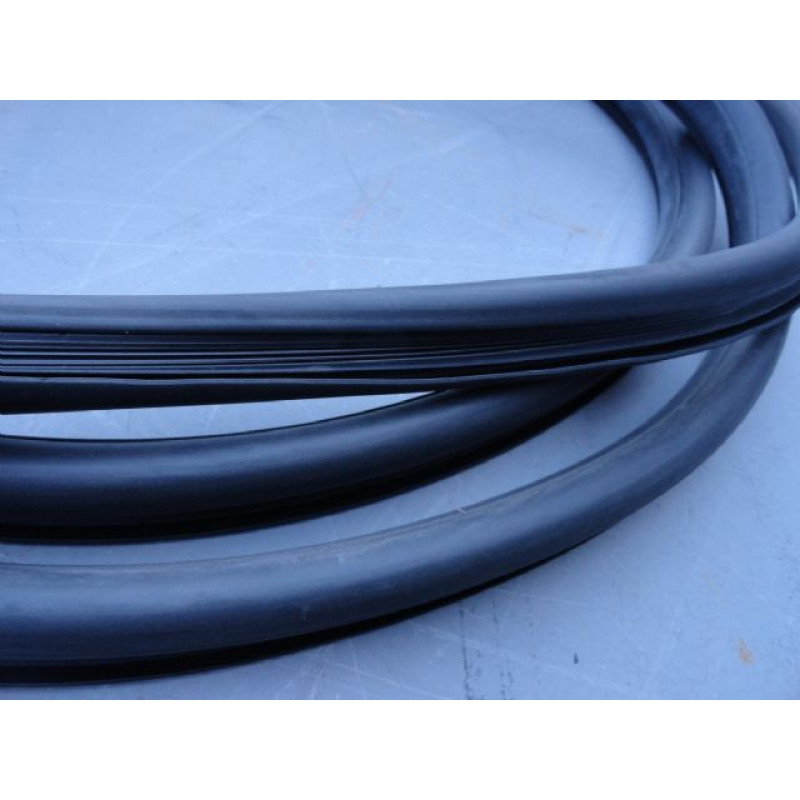 Borracha Parabrisa Kombi até 75