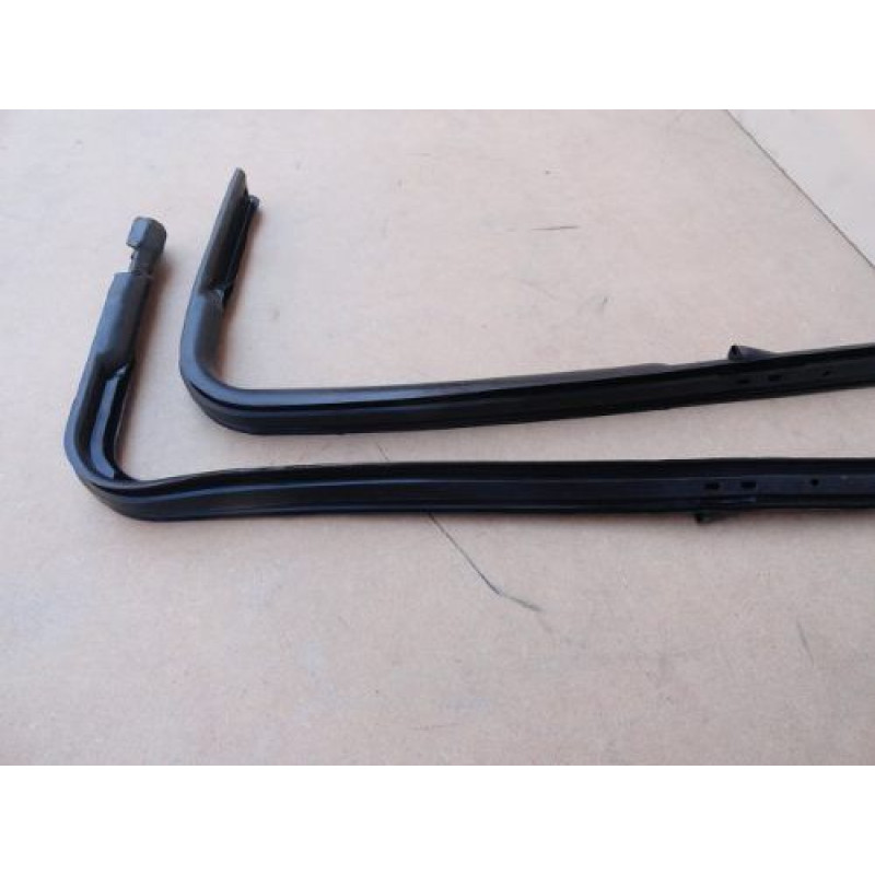 Borracha Quebra Vento F-100 53 a 58 Importada - Par