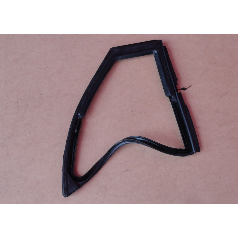 Borracha Quebra Vento Direito Gol Voyage 88 em Diante