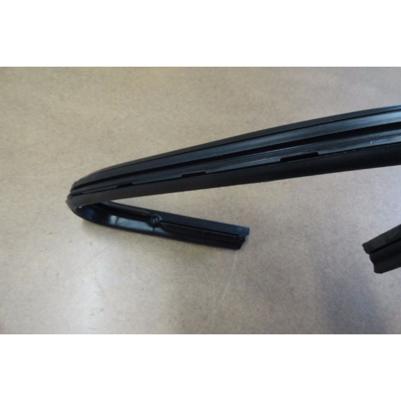 Borracha Quebra Vento Kombi, Pick Up 57 à 75 Direito