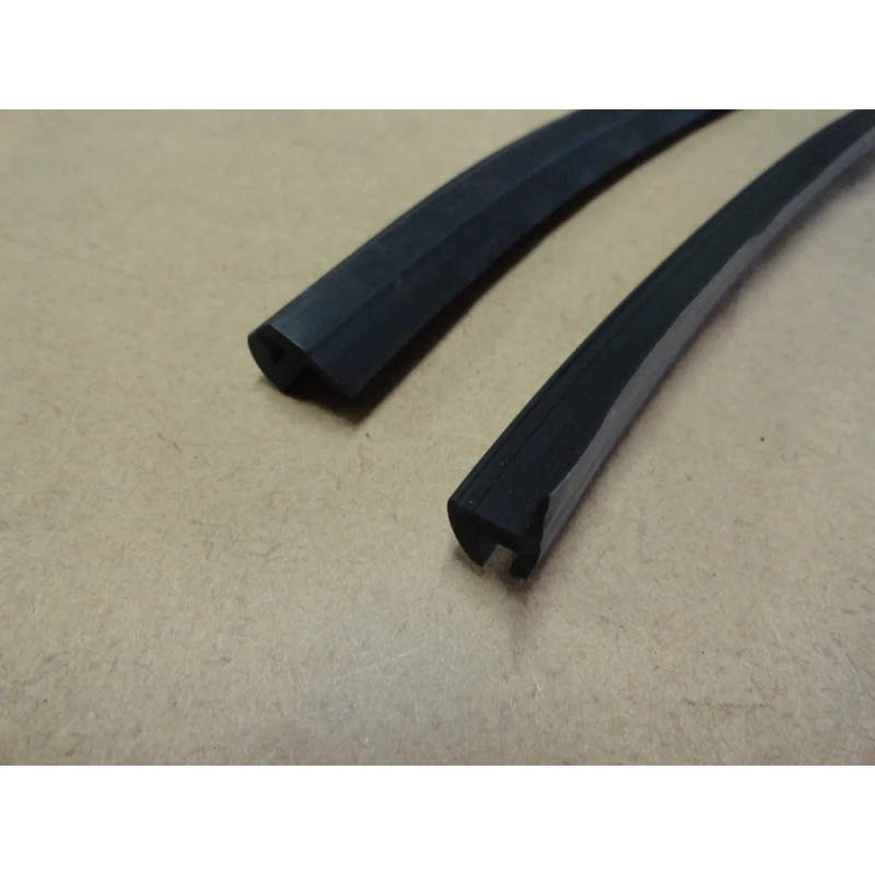 Mitsubishi L200 Triton - Borracha Superior Parabrisa