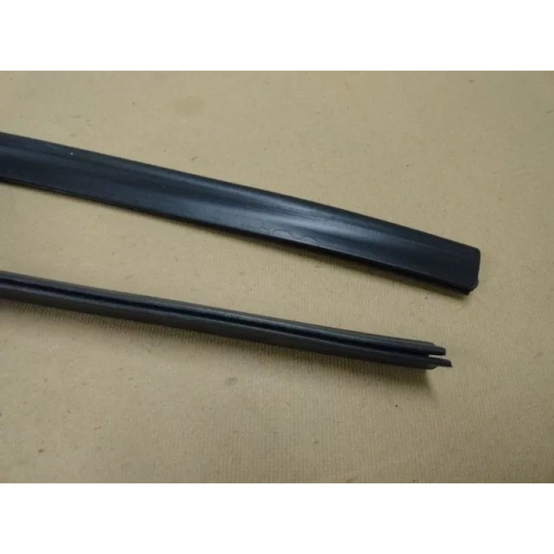 Borracha Suporte do Vidro da Porta Fusca - Par