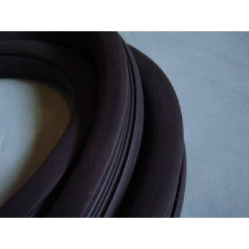 Borracha Vigia Belina I até 77 Modelo Utiliza Friso Alumínio