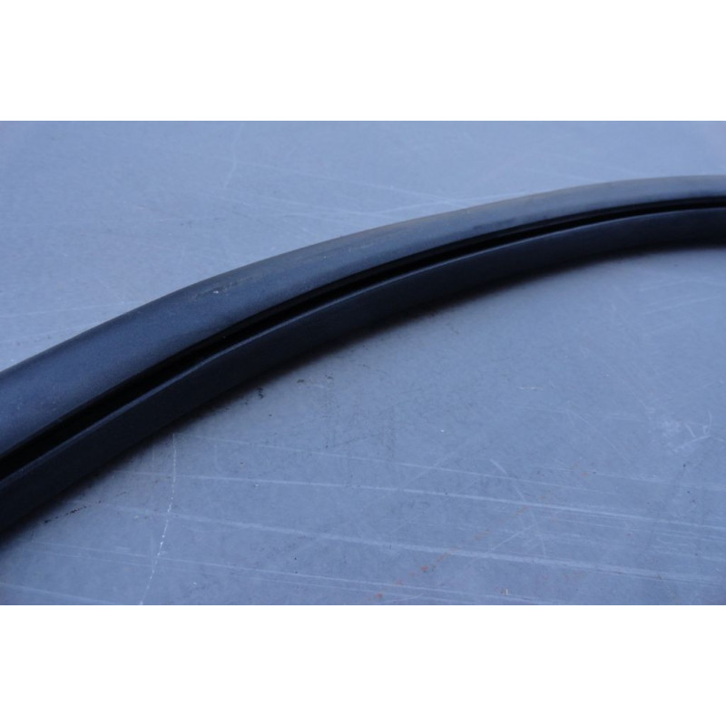 Borracha Vigia Traseiro Variant II Modelo Utiliza Friso