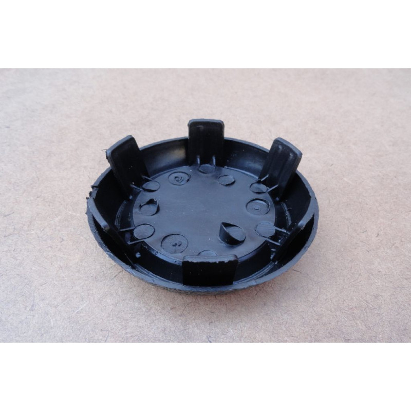 Botão Volante Mercedes Benz 1111, 1113 e 1333 Preto Novo