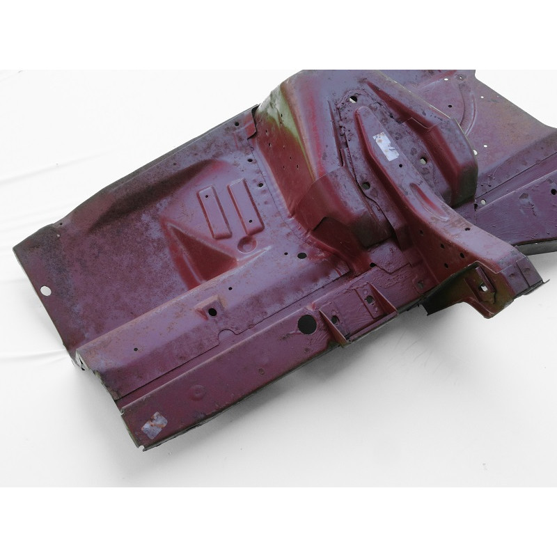 Caixa de Roda Paralama Interno Longarina Torre Direita Maverick 6 e 8 Cilindros 