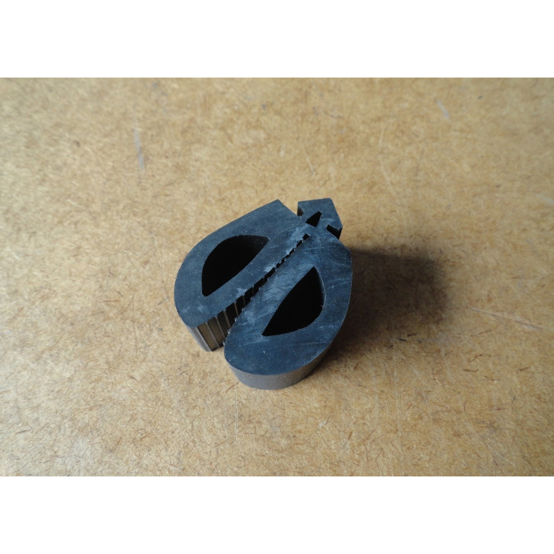 Calço do Capô Maverick - Jogo