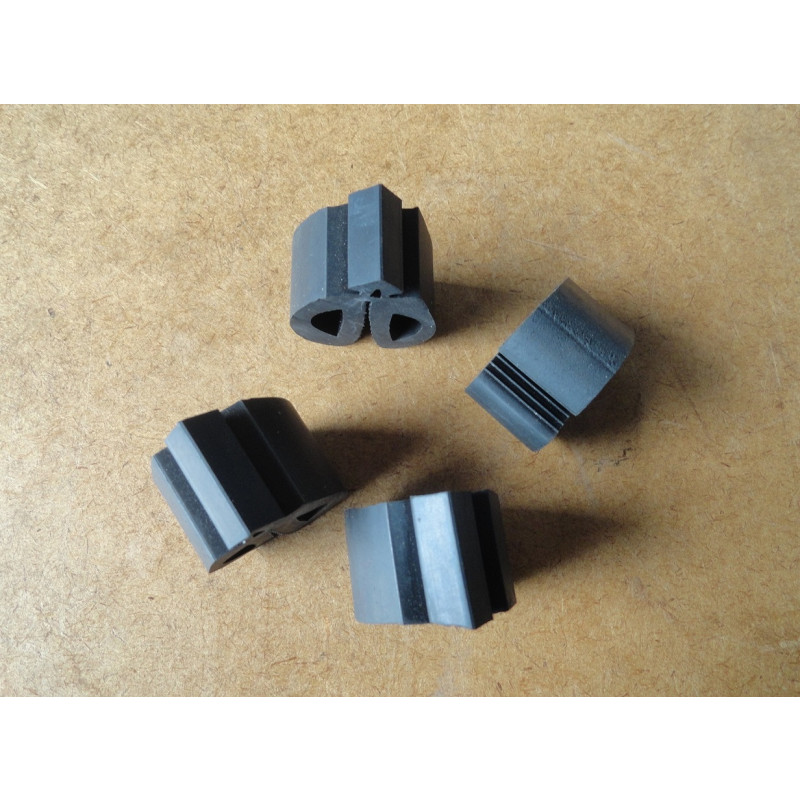 Calço do Capô Maverick - Jogo