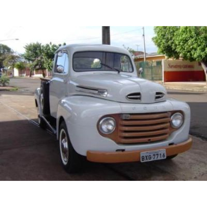 Calço Capô F-1 48 à 52 Importado - Jogo