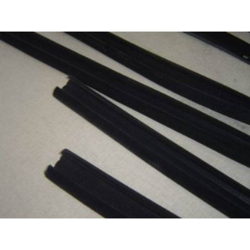 Canaleta Dianteira e Traseira com Pestana D-20, Veraneio 85 à 96