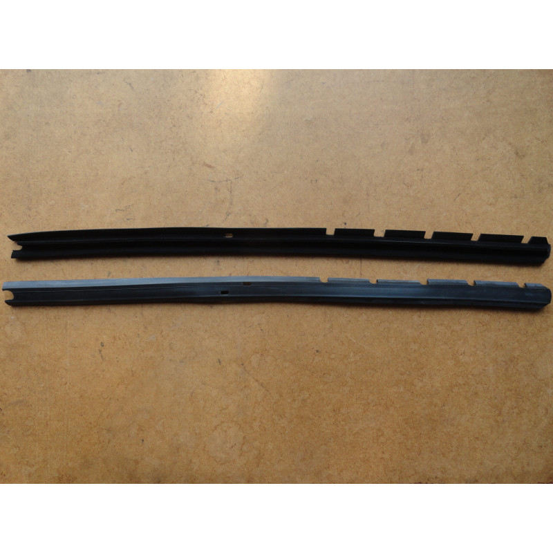 Canaleta dianteira Kombi Corujinha 1957 a 1975 - Jogo