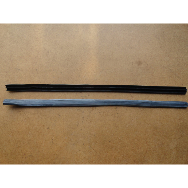 Canaleta dianteira Kombi Corujinha 1957 a 1975 - Jogo