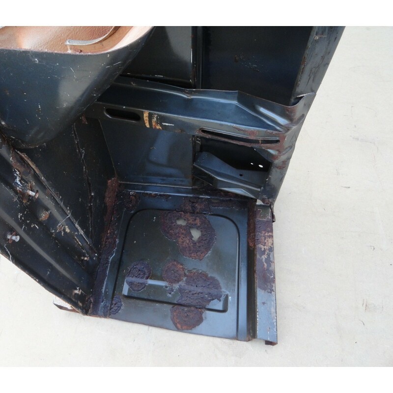 Canto Ponta Dianteira Esquerda da Caçamba F-100 F-1000 72 à 92