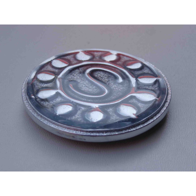 Calota Emblema Centro Miolo Roda S Scorro Metal Polido 63mm - Unitário