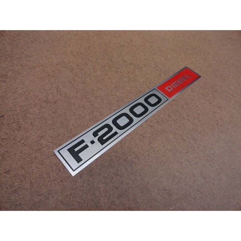 Chapinha do Emblema Lateral  Logo F-2000 Diesel 1980 a 1982 Nova