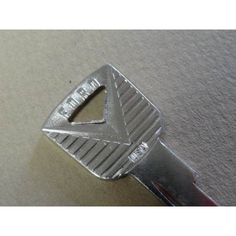 Chave Ignição e Porta 53 à 71 Importada