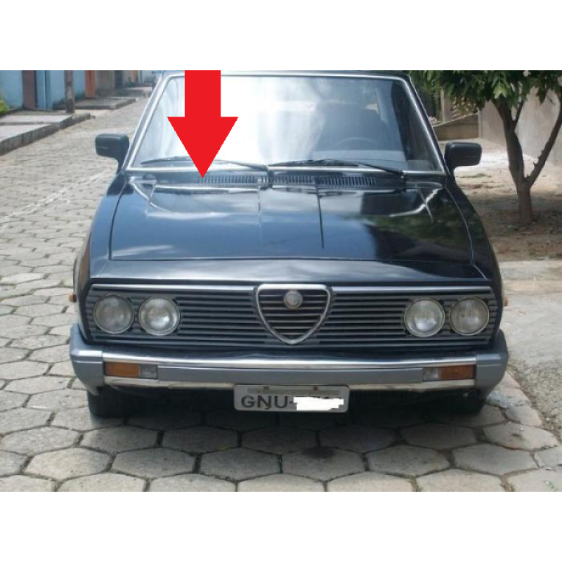 Churrasqueira Grelha do Parabrisa Alfa Romeo 2300 Original Usada 