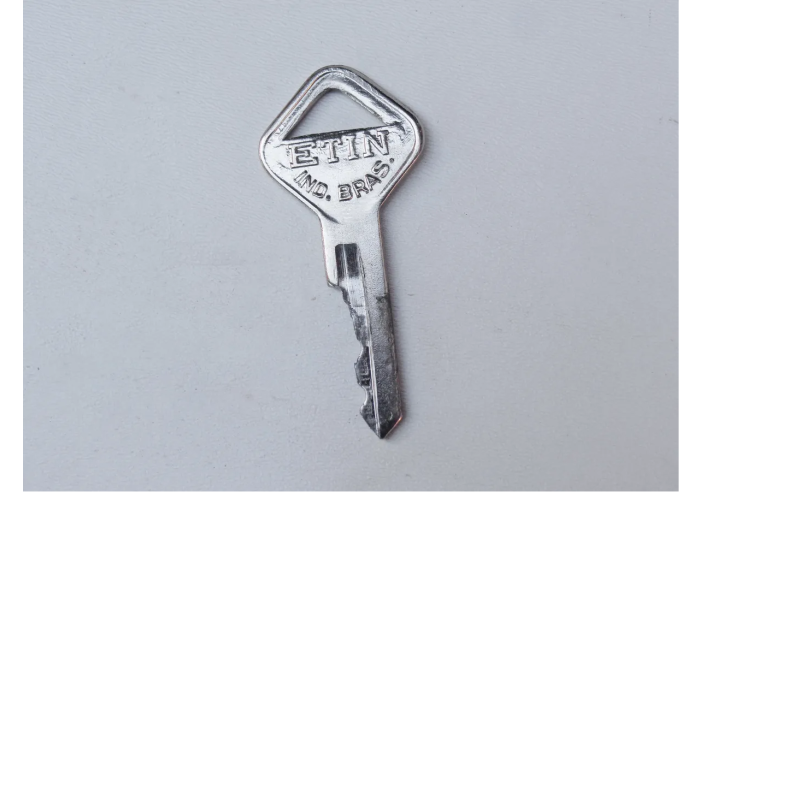 Cilindro de Ignição no Painel Novo Etin F-100 F-350 F-600 F-1000 F-4000 e F-11000 72 à 85