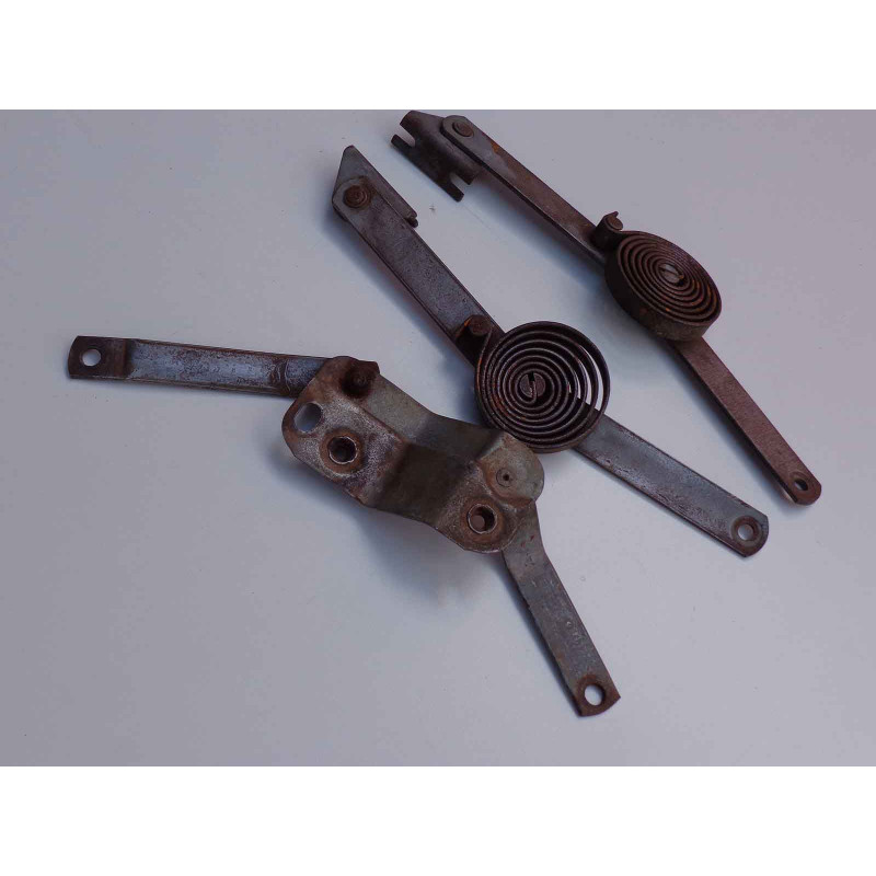 Dobradiça Capô Chevrolet Boca Sapo Bagre 47 A 55 Incompleto Usado