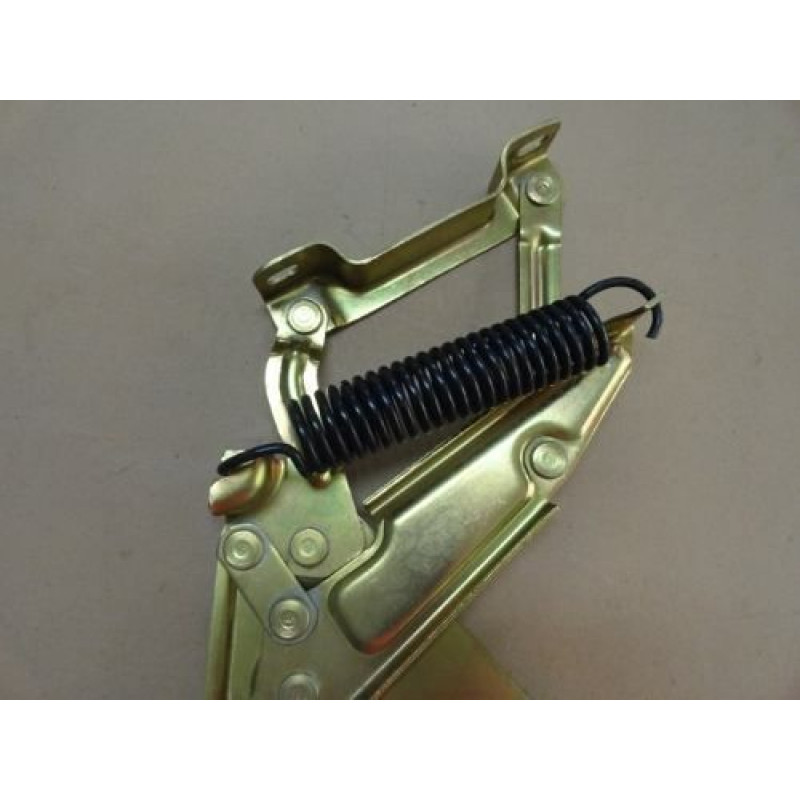 Dobradiça com Mola Capô D-20 após 85 Original Esquerdo