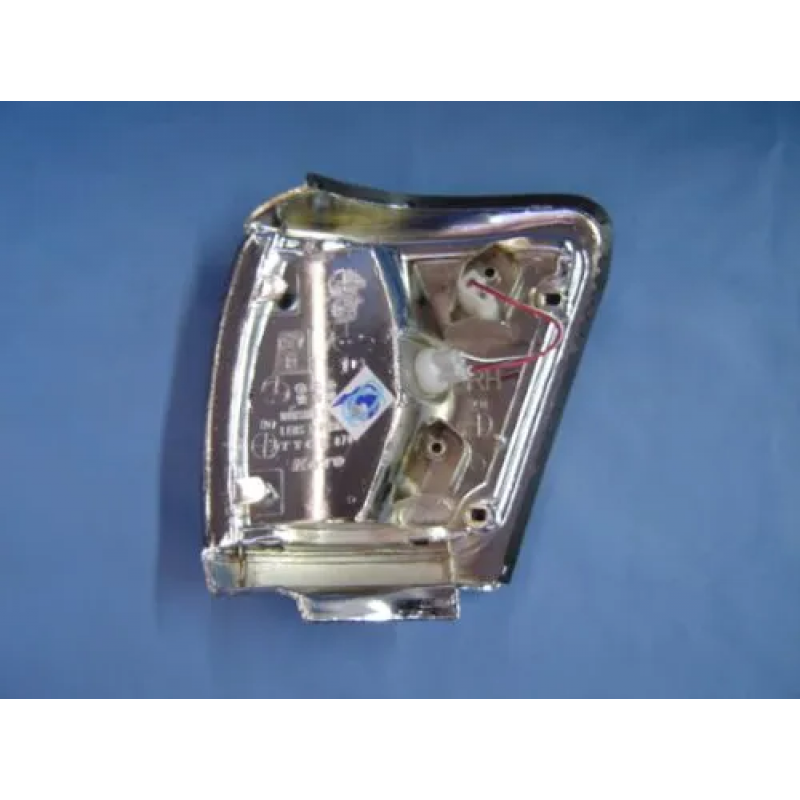 Pisca Superior Dianteiro Toyota Hilux 2002 À 2005 Esquerdo