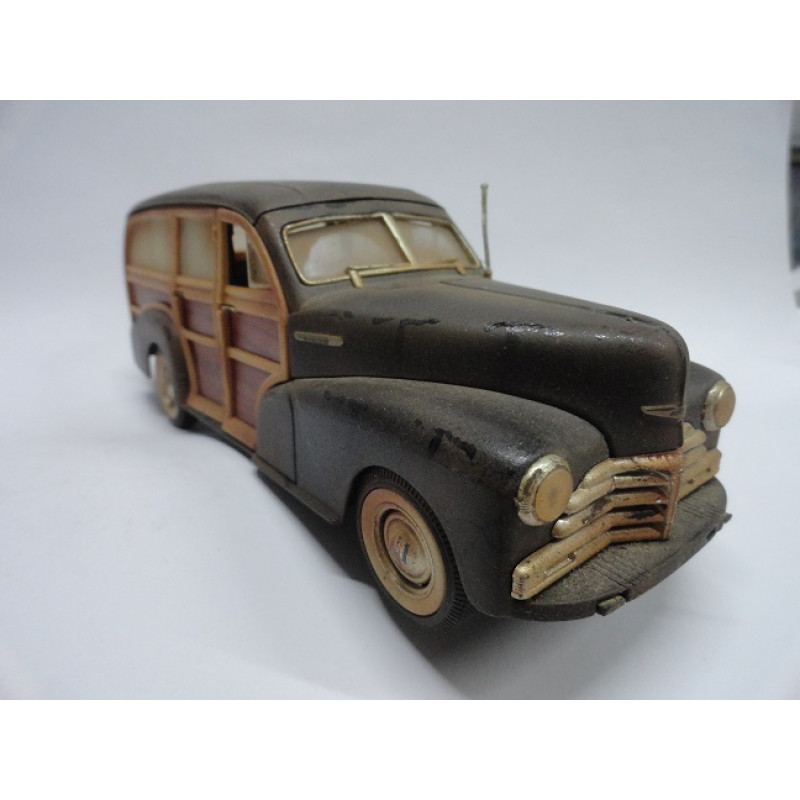 Miniatura Chevrolet Fleetmaster 1948 Woody 1:24 Customizada Usada