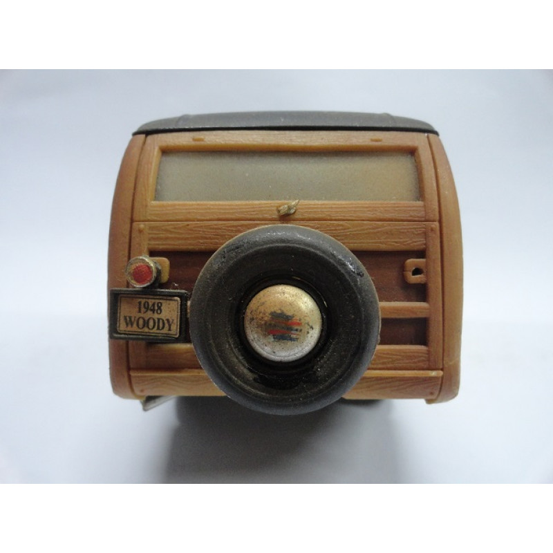 Miniatura Chevrolet Fleetmaster 1948 Woody 1:24 Customizada Usada