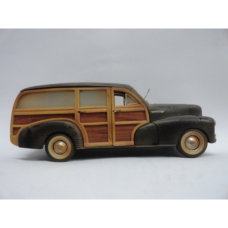 Miniatura Chevrolet Fleetmaster 1948 Woody 1:24 Customizada Usada